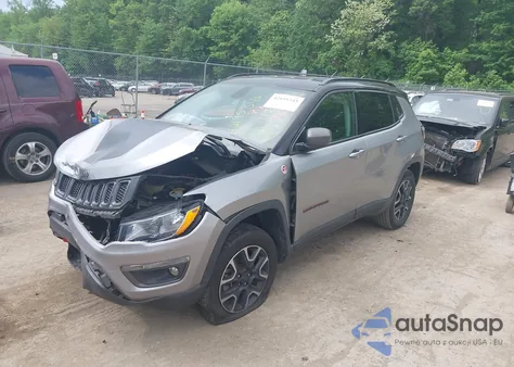 2019 Jeep Compass Trailhawk 4X4 z USA, uszkodzony, nr VIN 3C4NJDDB9KT739654